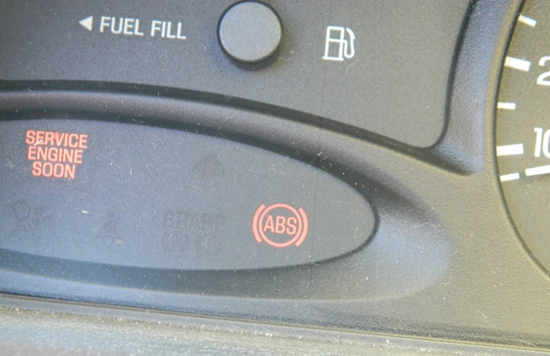 成立信息共享分析中心—共建汽車網(wǎng)絡(luò)安全優(yōu)化構(gòu)架