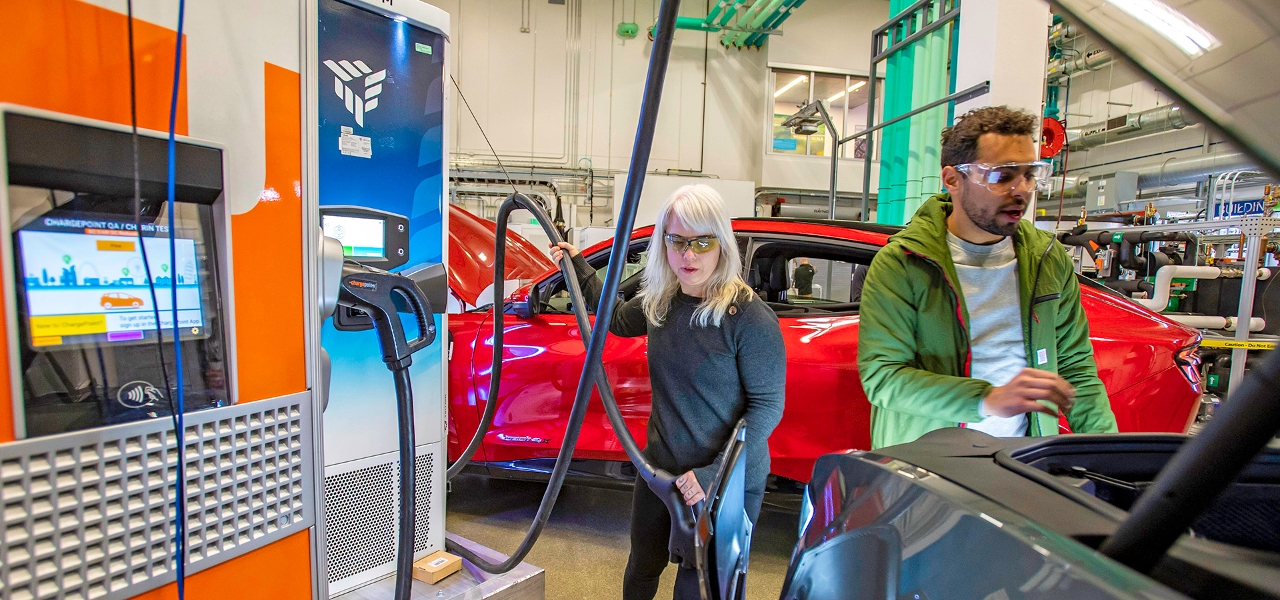 SAE與NREL合作提升電動汽車充電網(wǎng)絡(luò)安全性